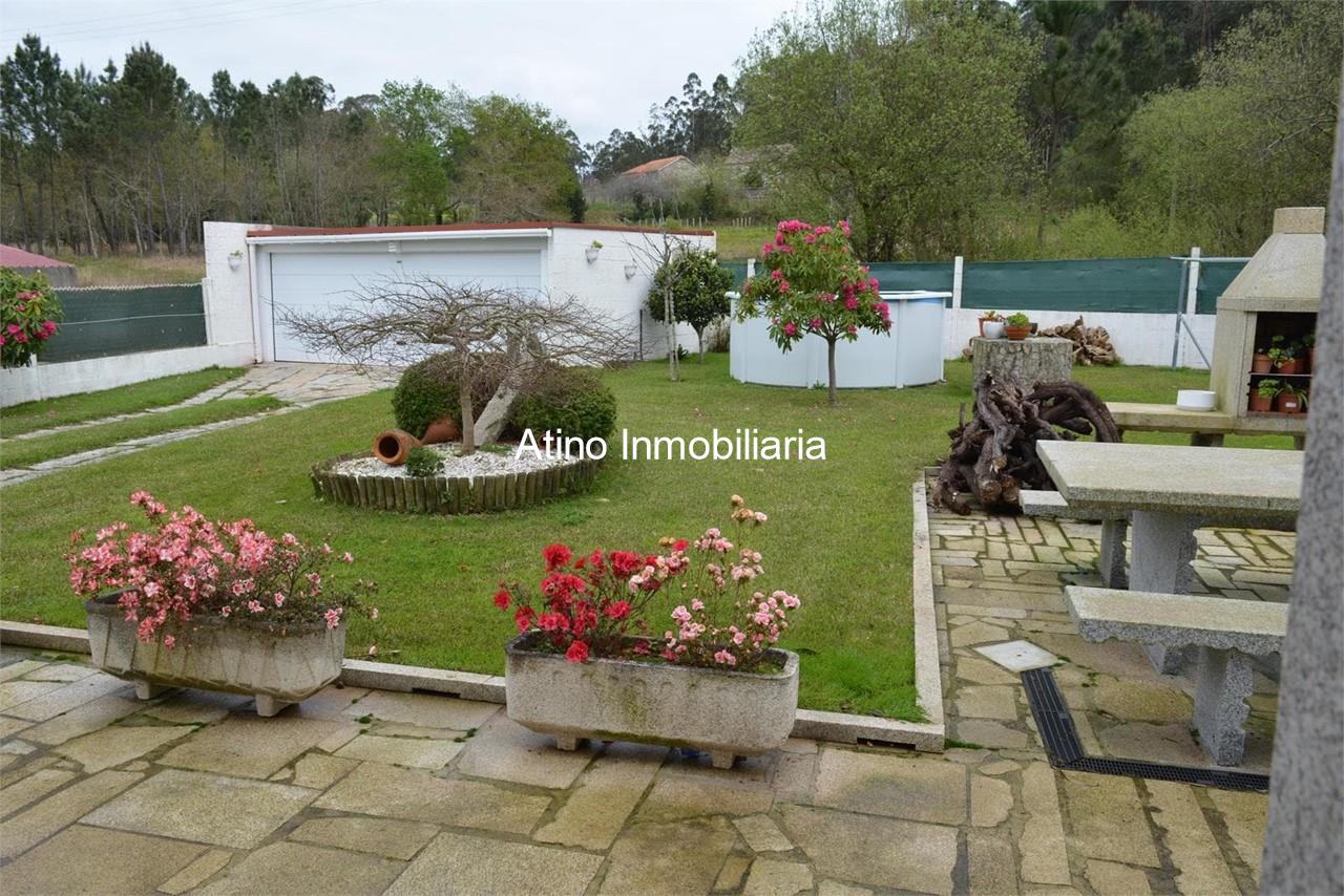 Foto 4 CASA CON JARDIN EN SANXENXO