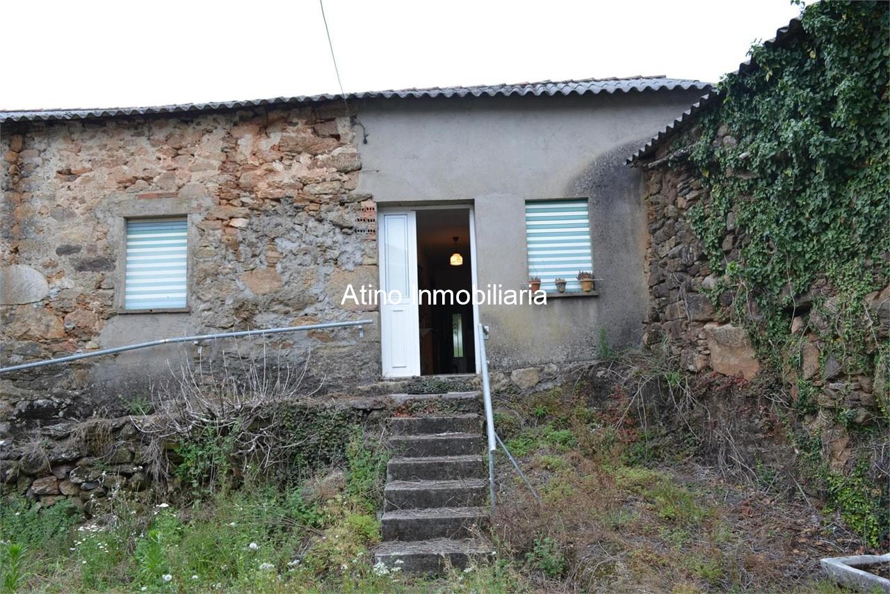 Foto 4 CASA PARA RESTAURAR EN PARCELA DE 1.469M²