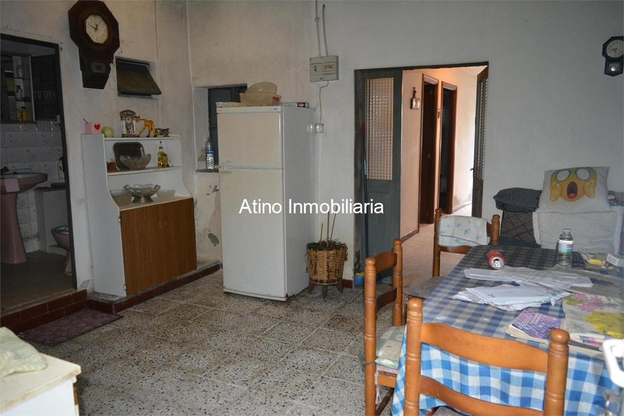 Foto 6 CASA PARA RESTAURAR EN PARCELA DE 1.469M²