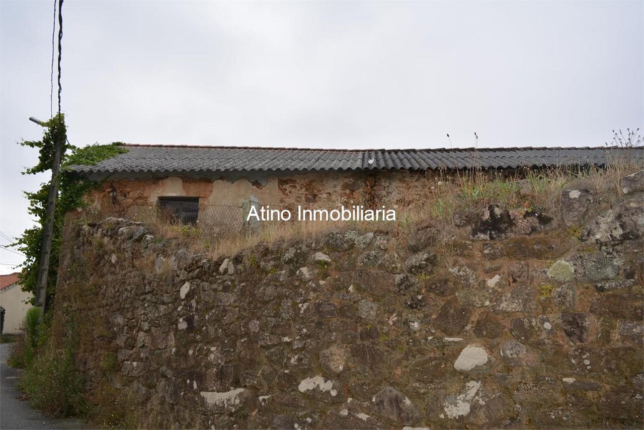 Foto 8 CASA PARA RESTAURAR EN PARCELA DE 1.469M²