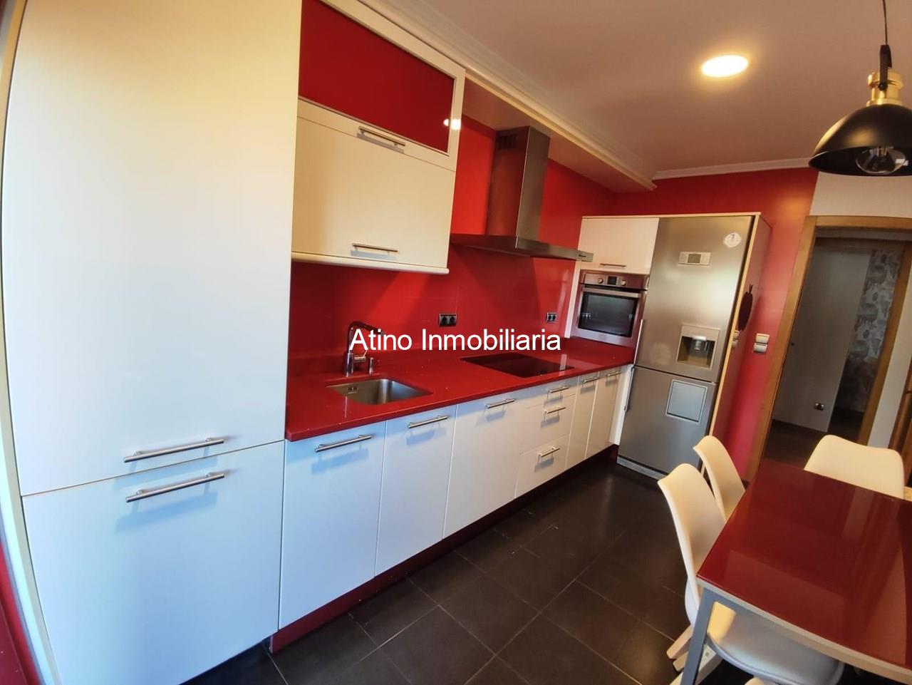 Foto 2 EXCELENTE VIVIENDA CON 70M² DE TERRAZA