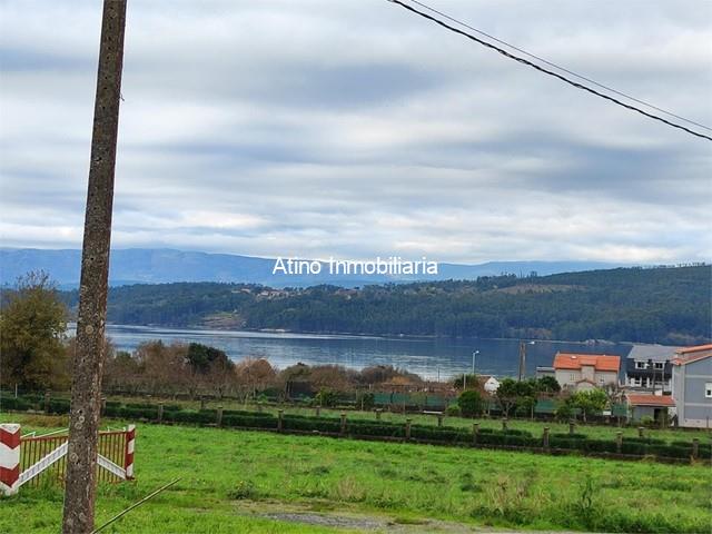 PARCELA CON VISTAS AL MAR EN BAMIO - Vilagarcía de Arousa