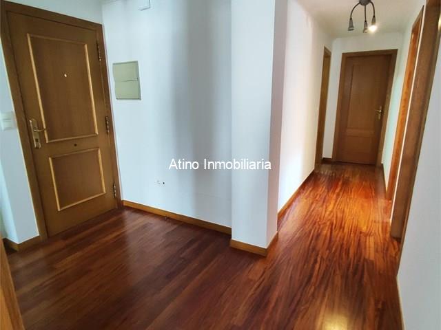 PISO DE 3 DORMITORIOS EN PATIO SAAVEDRA - Vilagarcía de Arousa